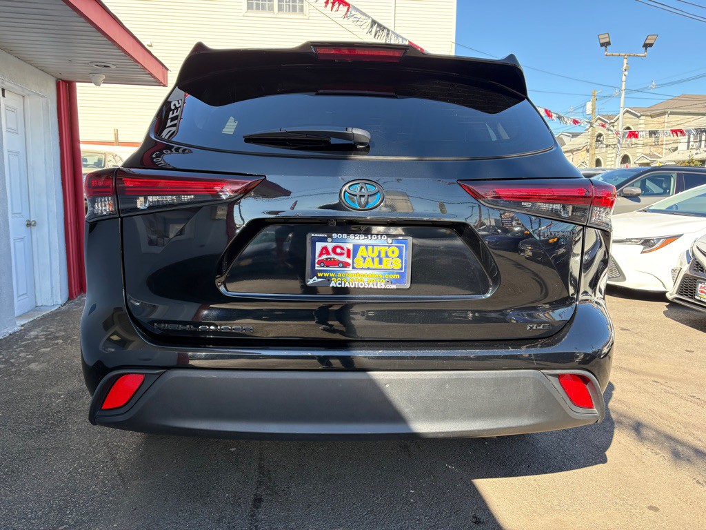 2024 Toyota Highlander Image 6