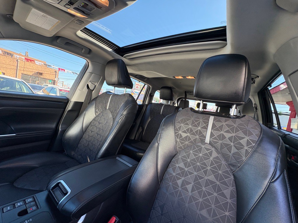 2024 Toyota Highlander Image 15