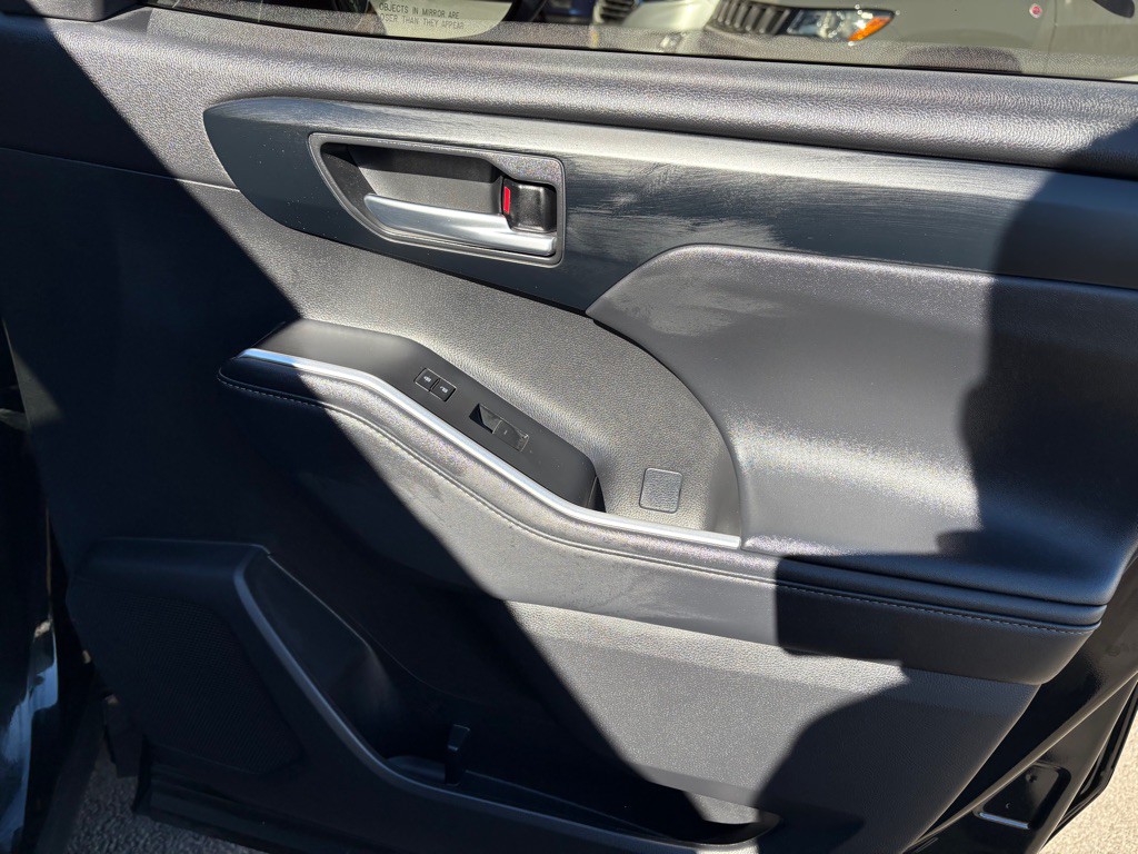 2024 Toyota Highlander Image 23