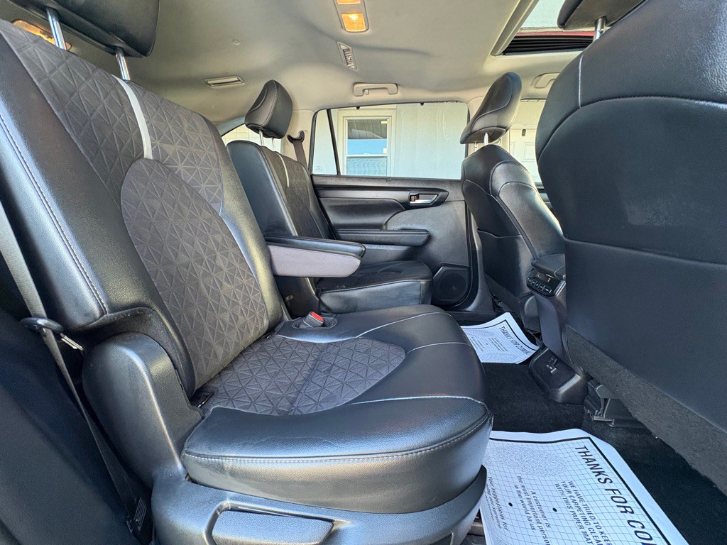 2024 Toyota Highlander Image 27