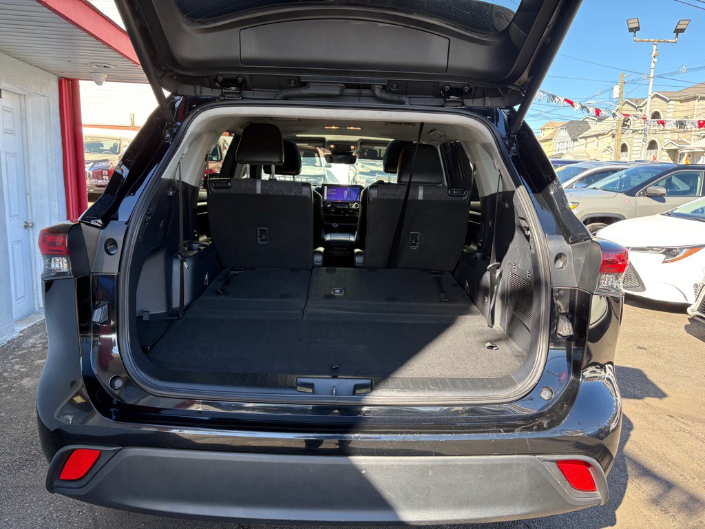 2024 Toyota Highlander Image 31