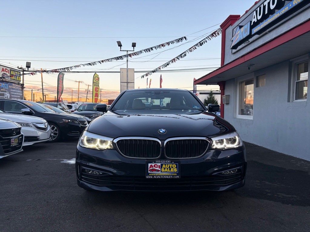 2018 BMW 5 Series Image 2