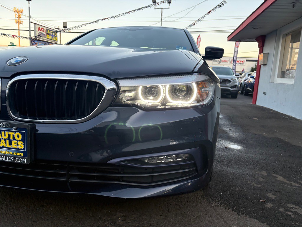 2018 BMW 5 Series Image 13