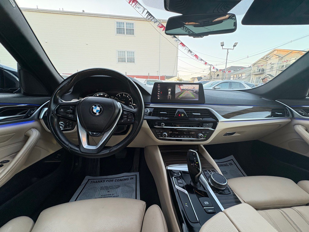 2018 BMW 5 Series Image 18