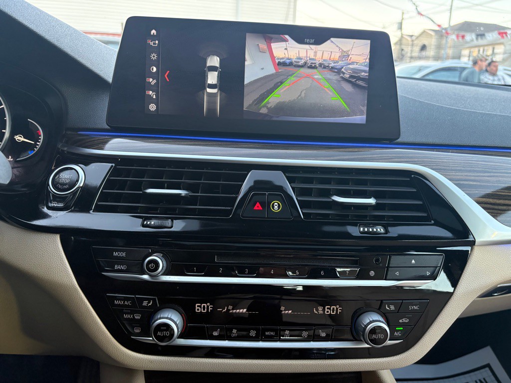 2018 BMW 5 Series Image 24