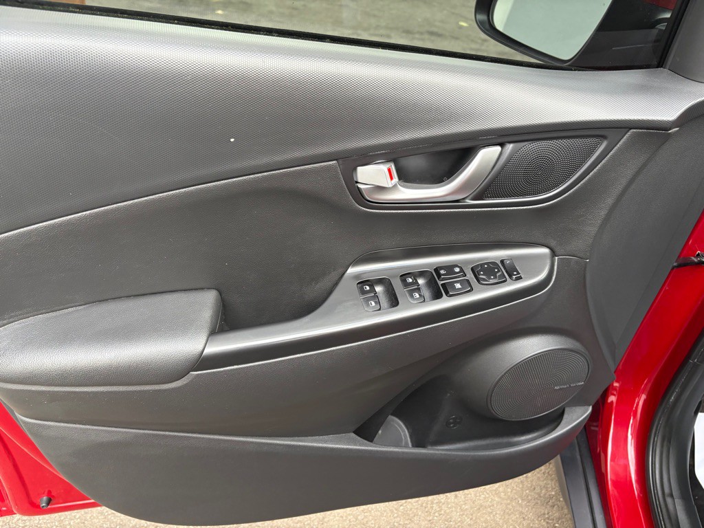 2022 Hyundai Kona Image 16