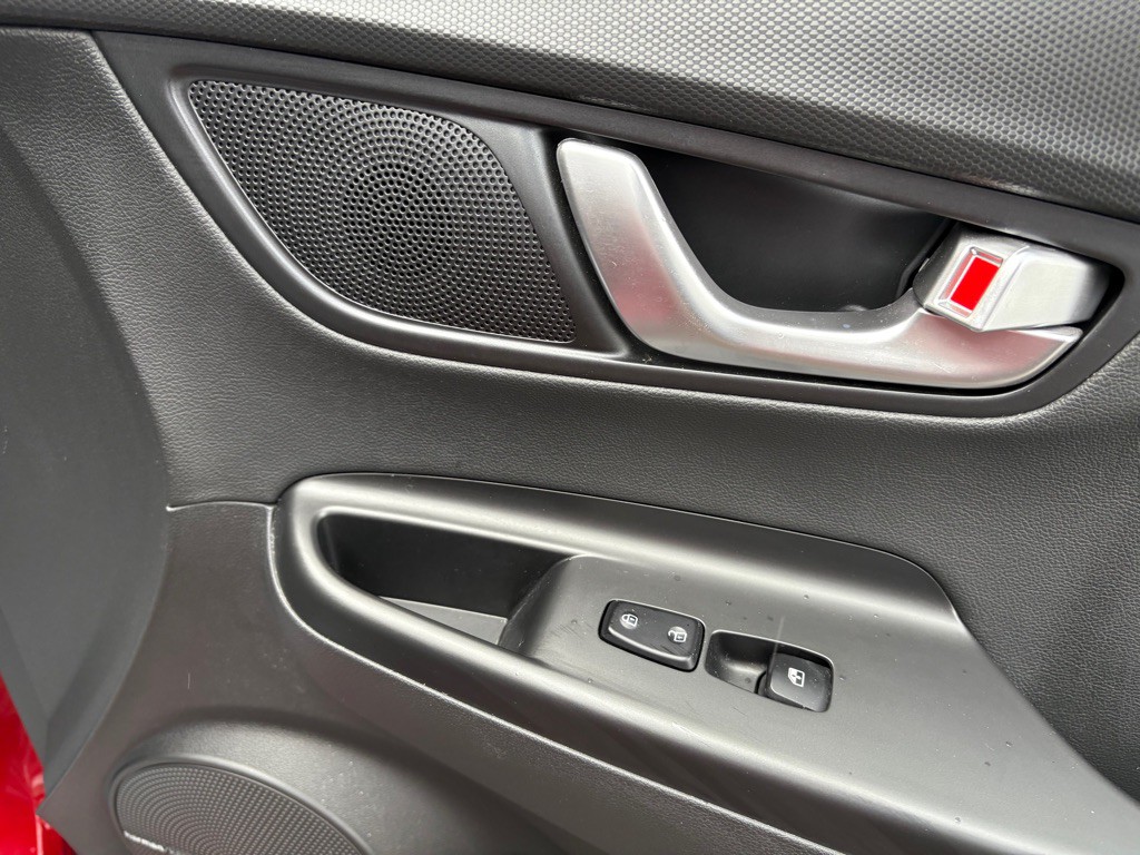 2022 Hyundai Kona Image 28