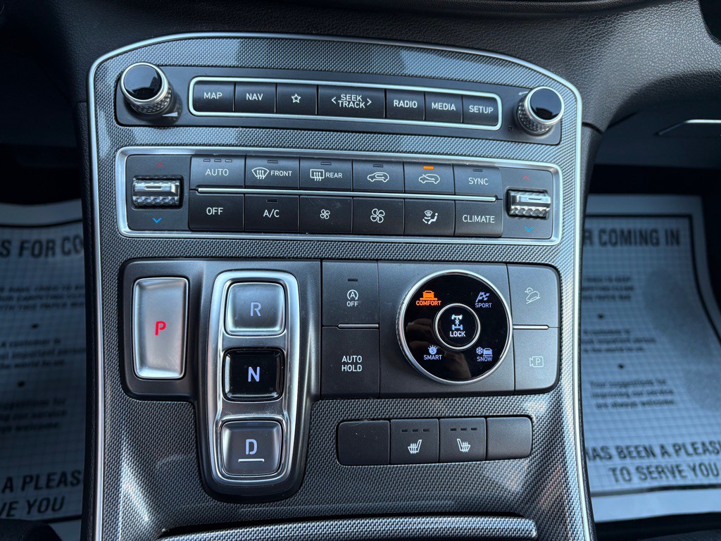 2023 Hyundai Santa Fe Image 25