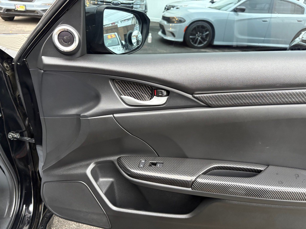 2020 Honda Civic Image 24