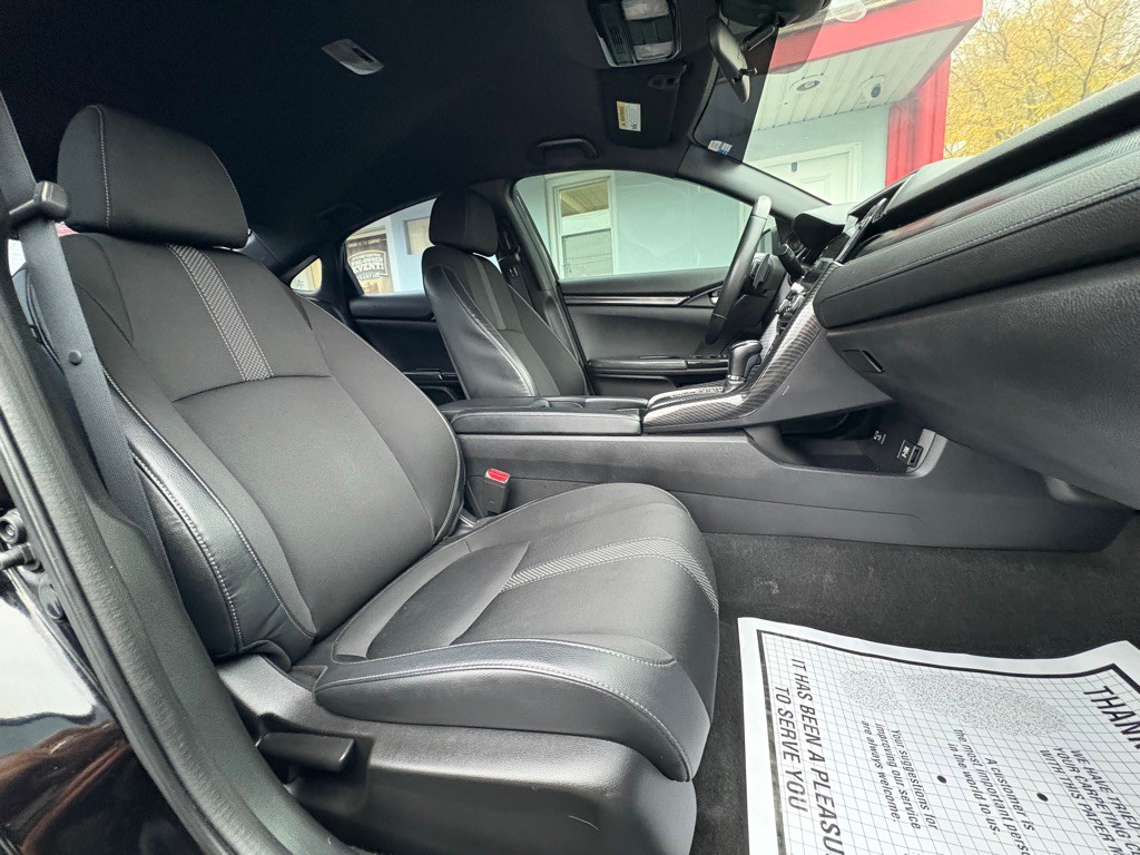 2020 Honda Civic Image 25