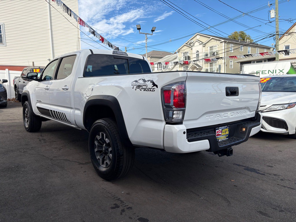 2021 Toyota Tacoma Image 5