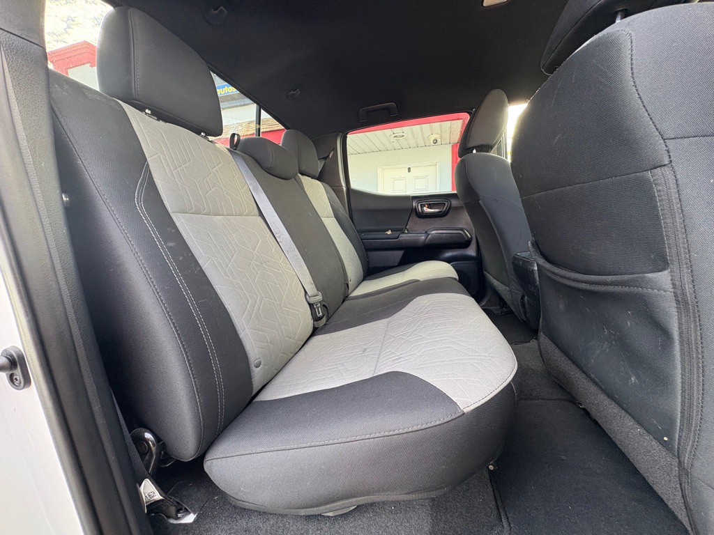 2021 Toyota Tacoma Image 26