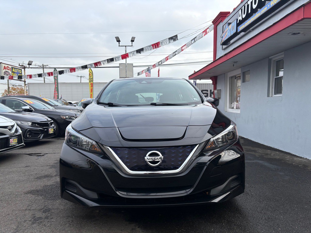 2022 Nissan Leaf Image 2