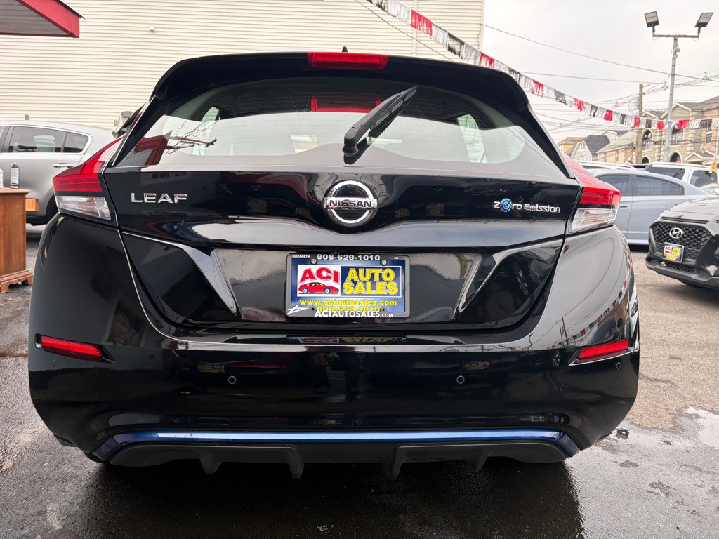 2022 Nissan Leaf Image 6