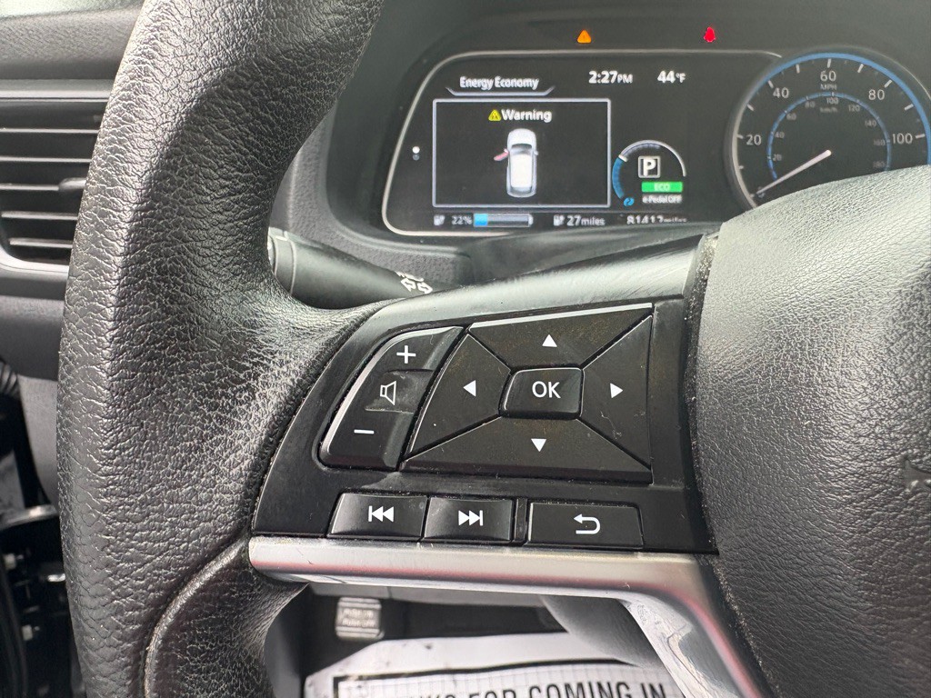 2022 Nissan Leaf Image 18