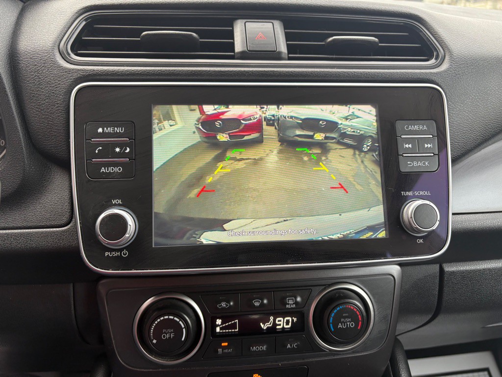 2022 Nissan Leaf Image 22