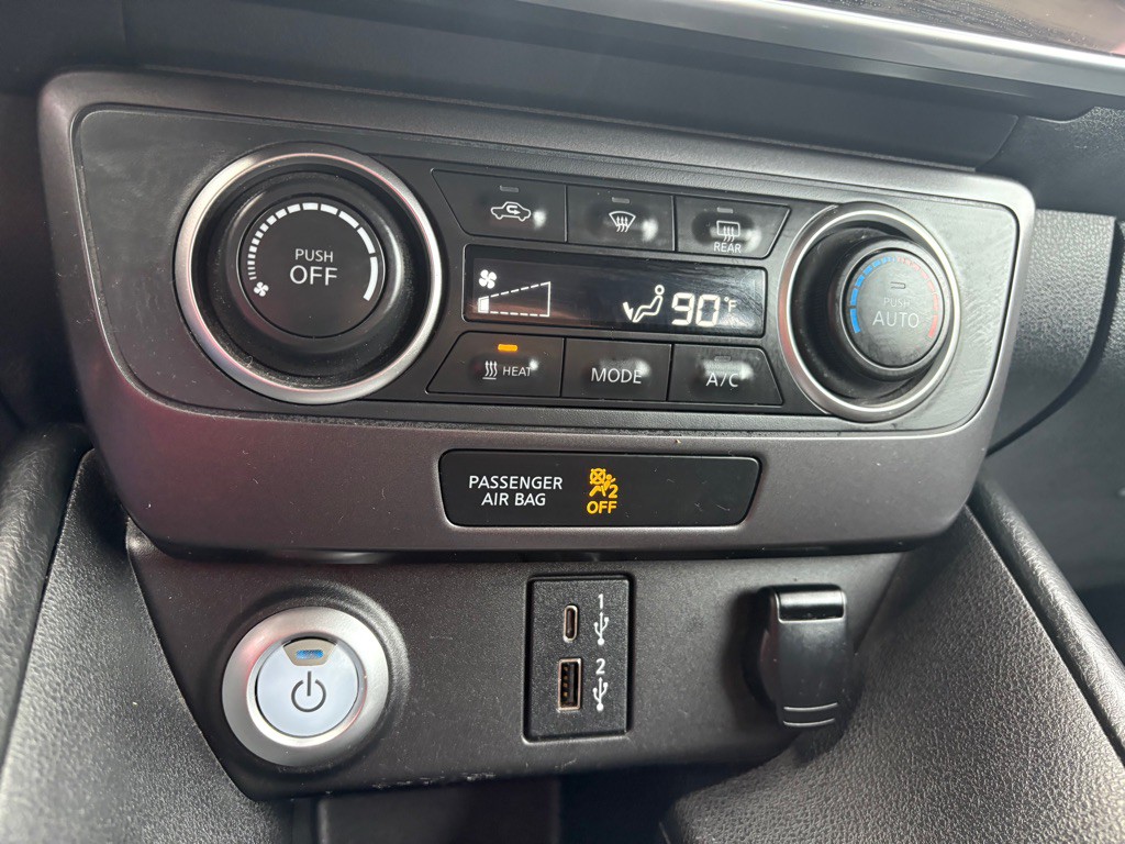 2022 Nissan Leaf Image 23