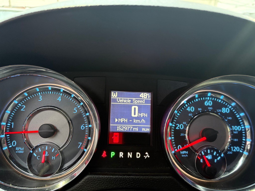 2012 Chrysler Town & Country Image 17