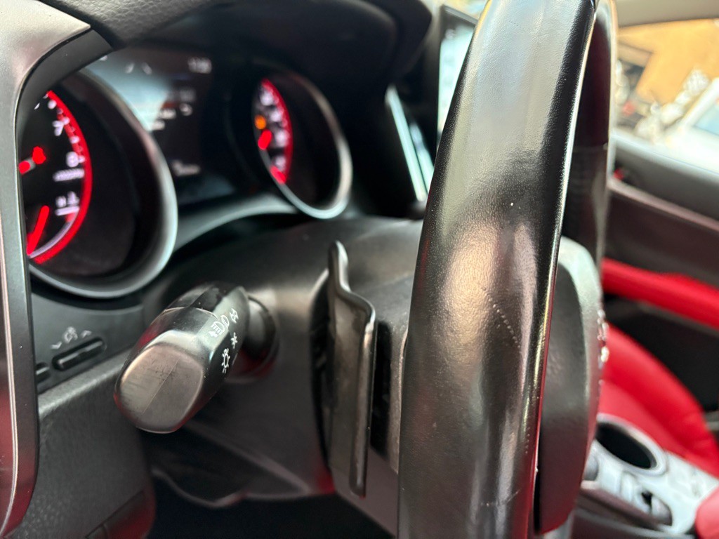 2023 Toyota Camry Image 16