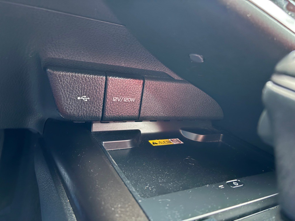 2023 Toyota Camry Image 24