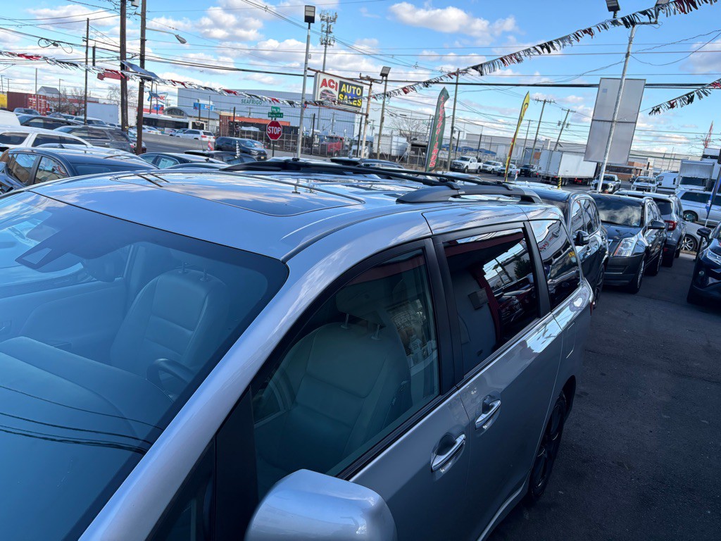 2019 Toyota Sienna Image 11