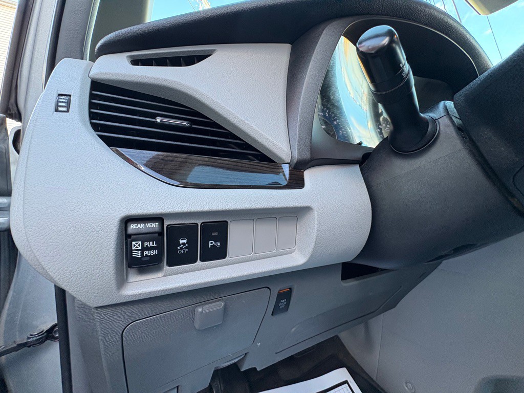 2019 Toyota Sienna Image 15