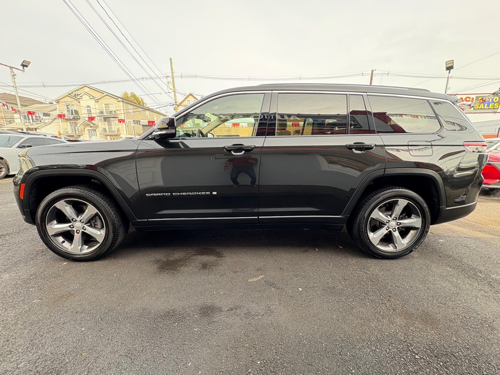 2021 Jeep Grand Cherokee Image 4