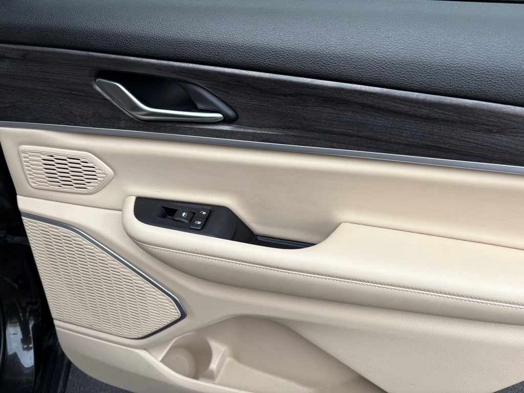 2021 Jeep Grand Cherokee Image 33