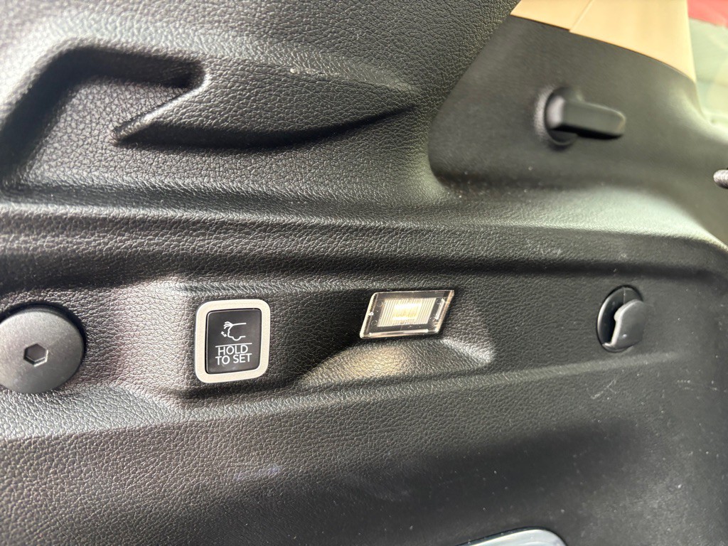 2021 Jeep Grand Cherokee Image 40