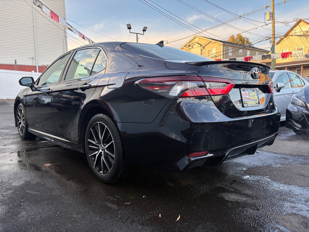 2022 Toyota Camry Image 5