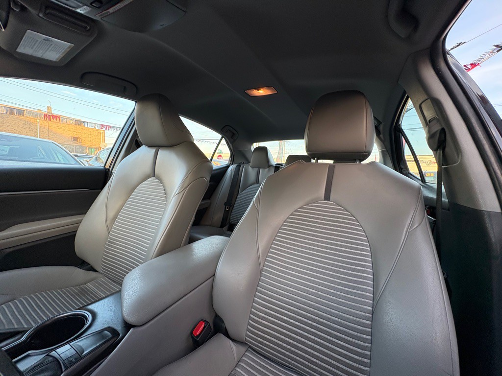 2022 Toyota Camry Image 13