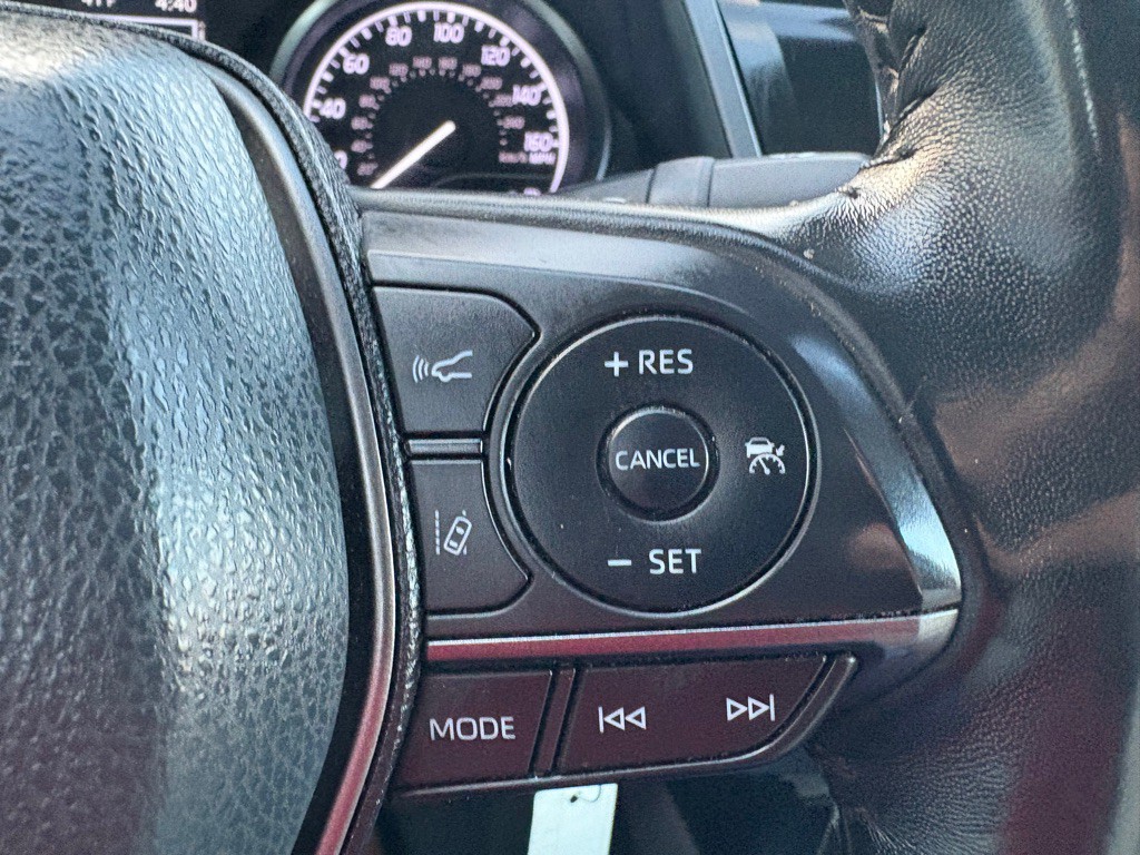 2022 Toyota Camry Image 17