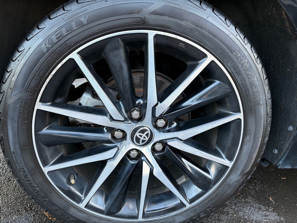 2022 Toyota Camry Image 30