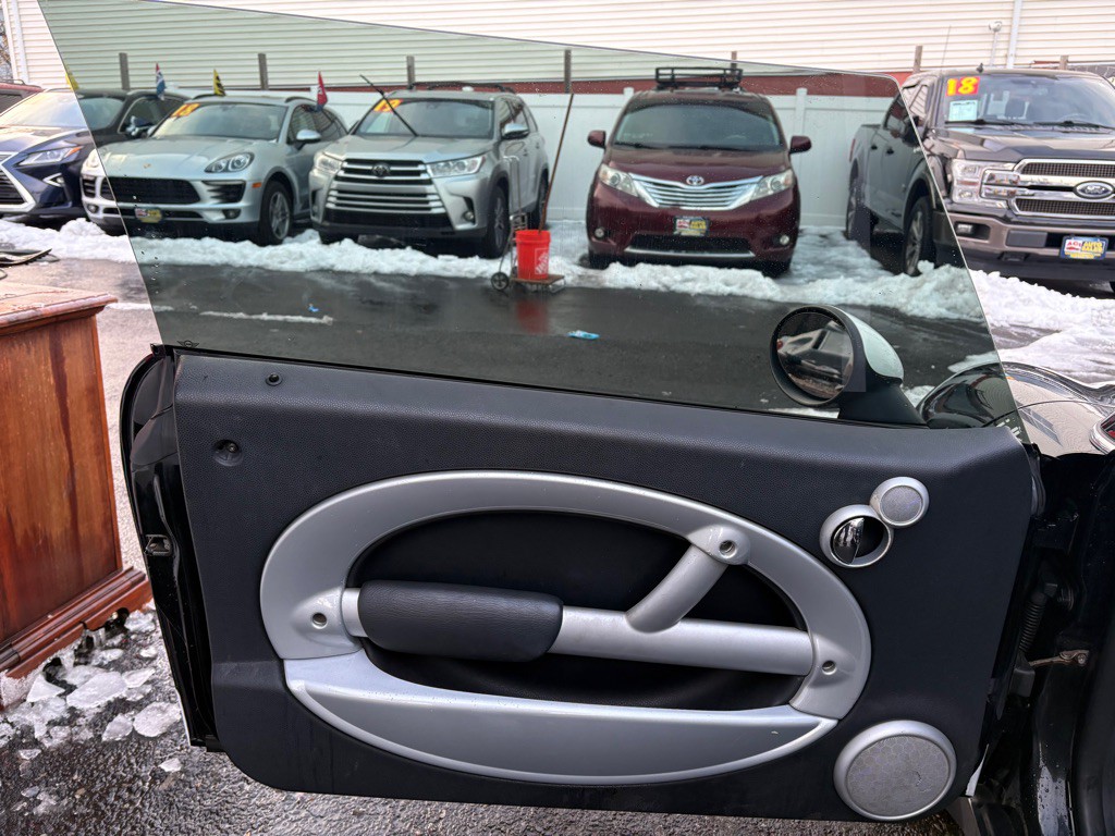 2002 MINI Cooper Image 10