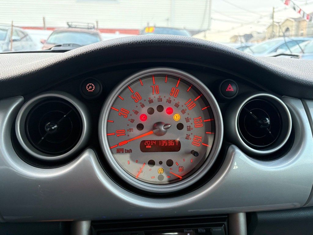 2002 MINI Cooper Image 17