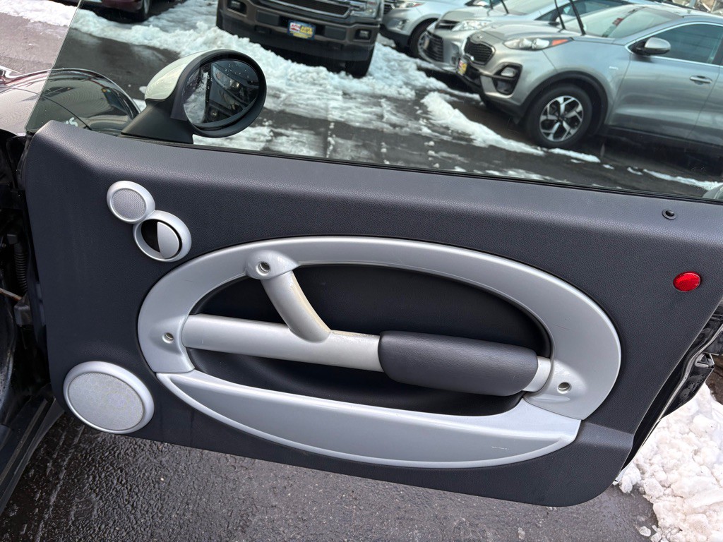 2002 MINI Cooper Image 23