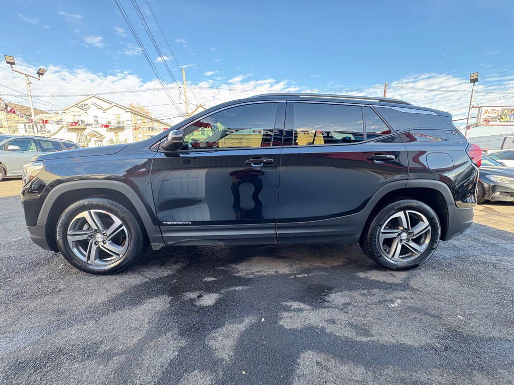 2020 GMC Terrain Image 4