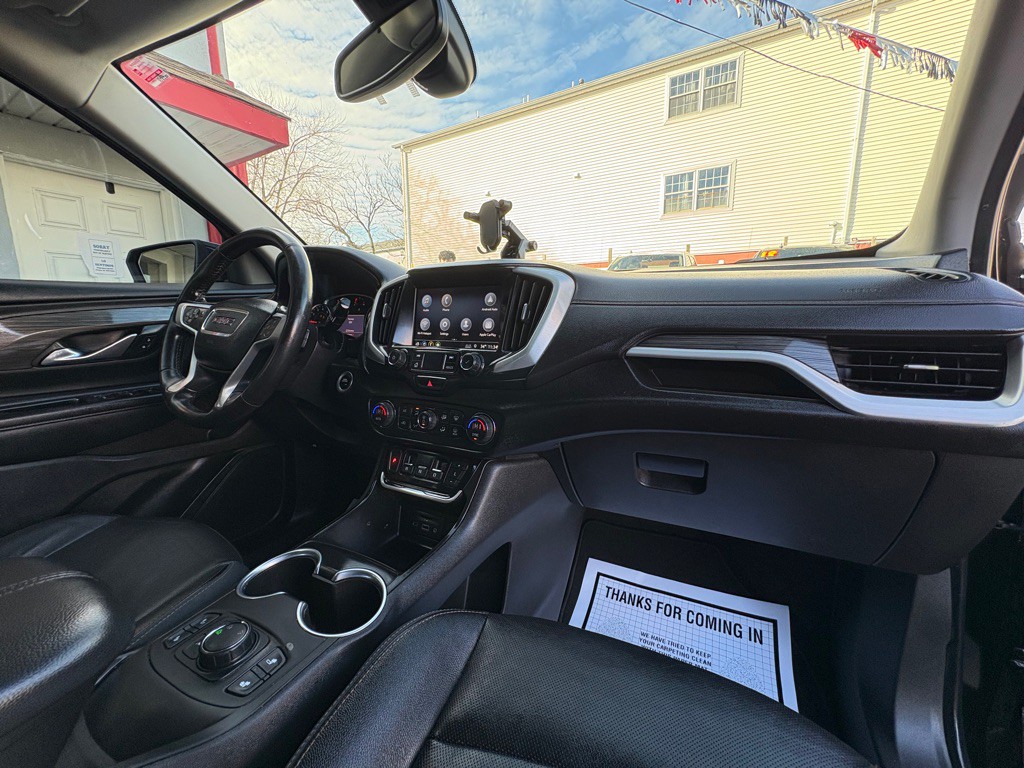 2020 GMC Terrain Image 27
