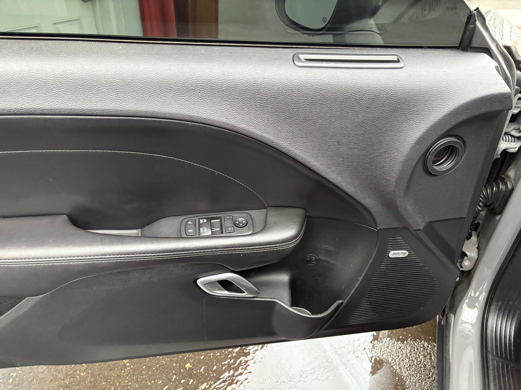 2018 Dodge Challenger Image 12