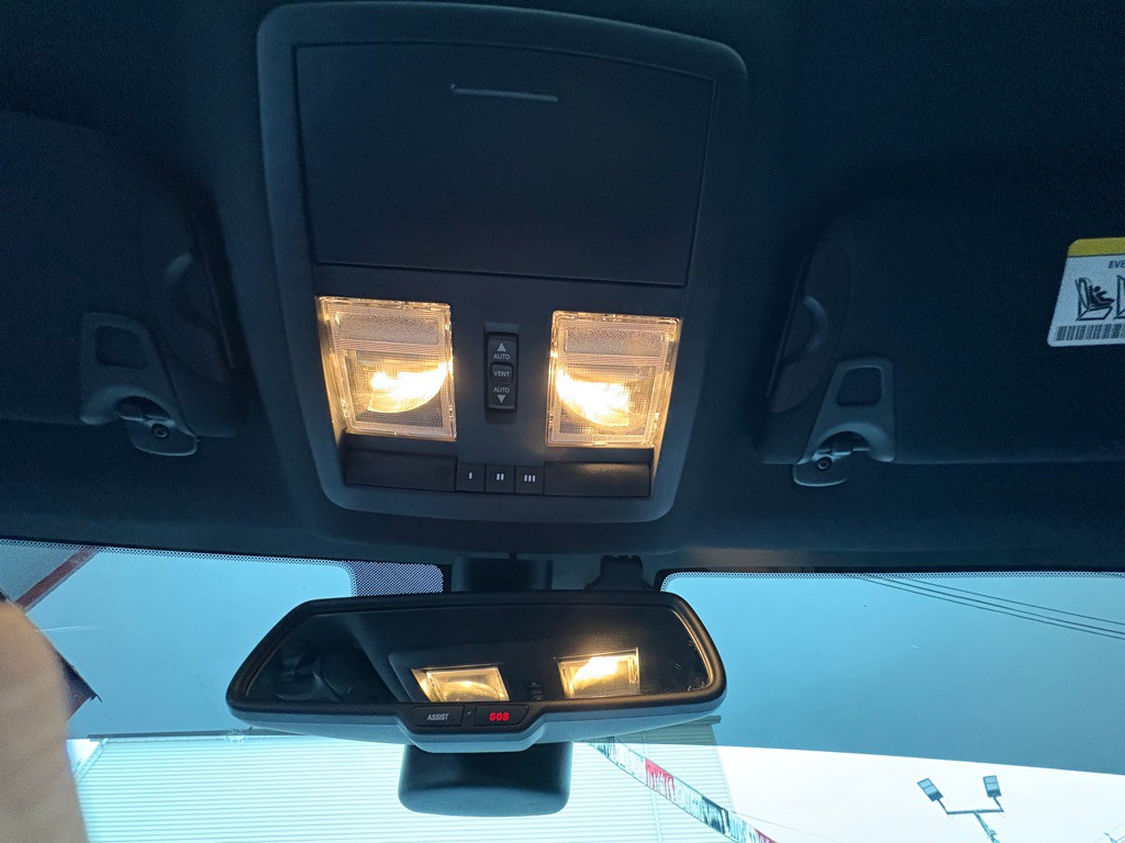 2018 Dodge Challenger Image 25