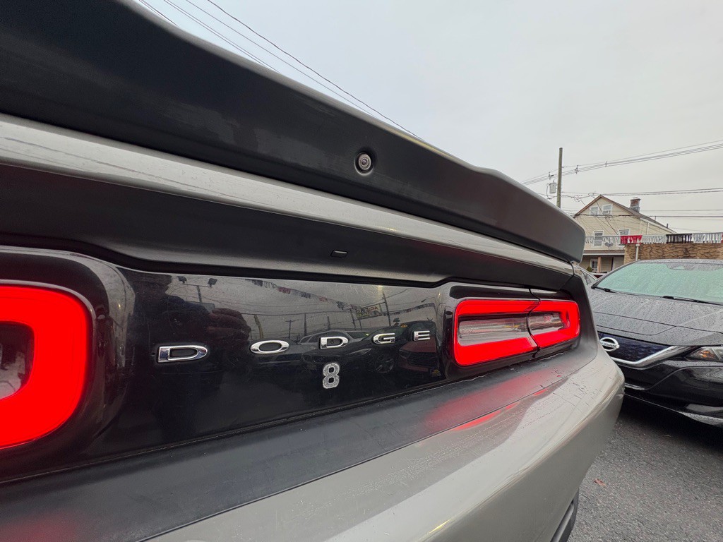 2018 Dodge Challenger Image 31