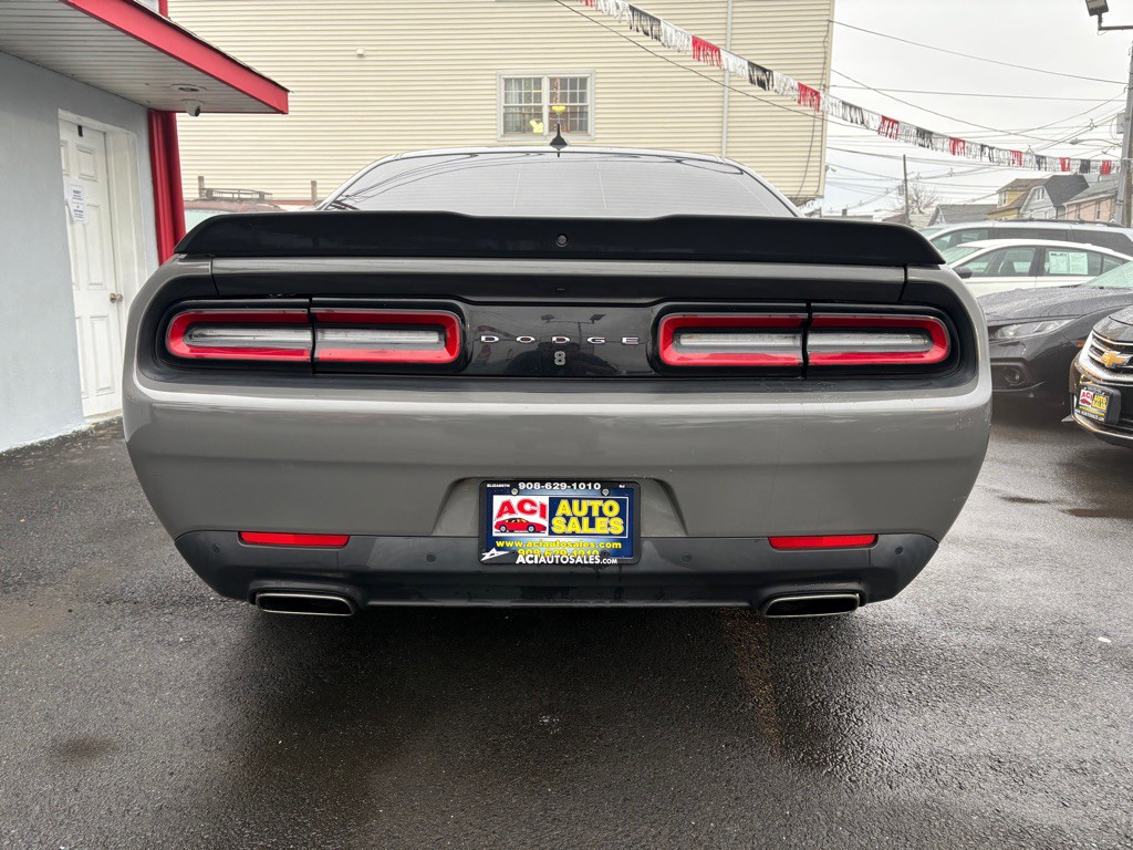 2018 Dodge Challenger Image 42