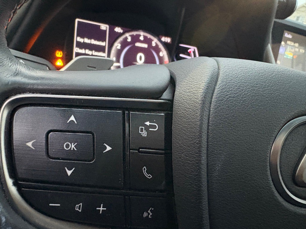 2020 Lexus ES Image 15