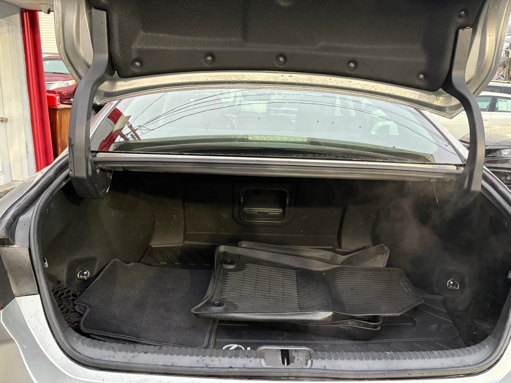 2020 Lexus ES Image 36