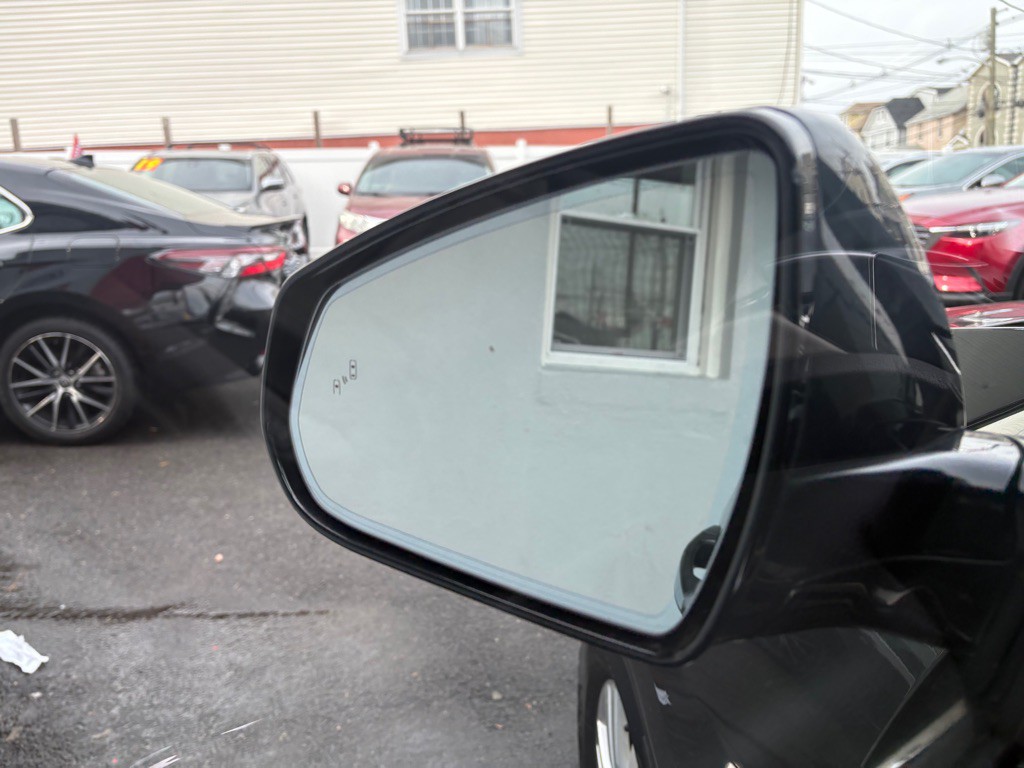 2016 Cadillac SRX Image 13