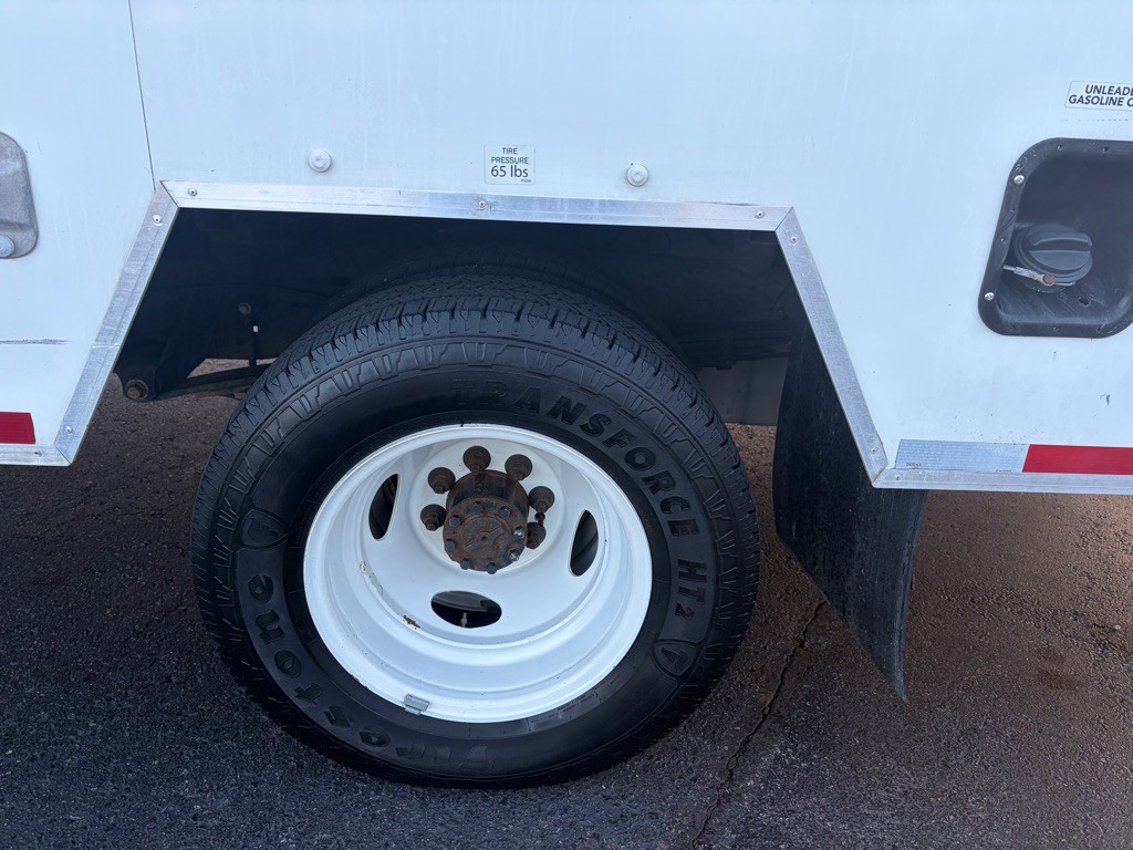 2018 Ford Econoline Image 37