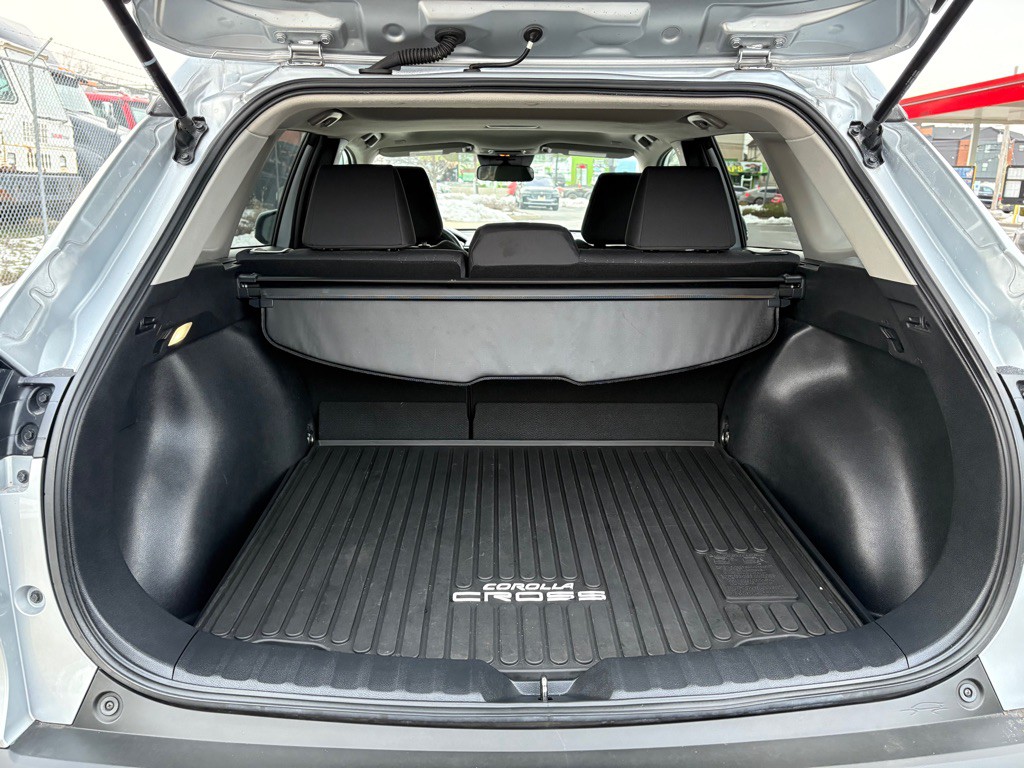 2023 Toyota Corolla Image 33