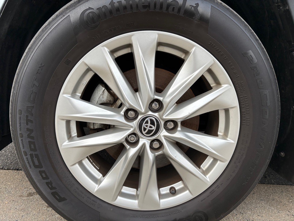 2023 Toyota Corolla Image 37