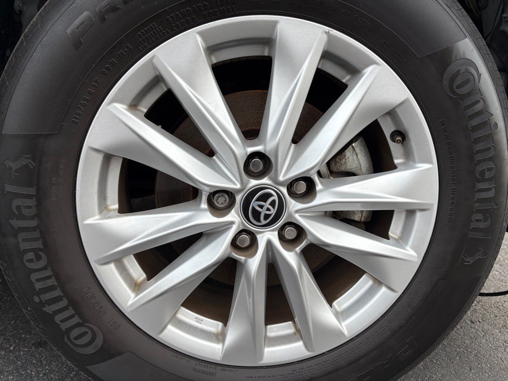 2023 Toyota Corolla Image 38