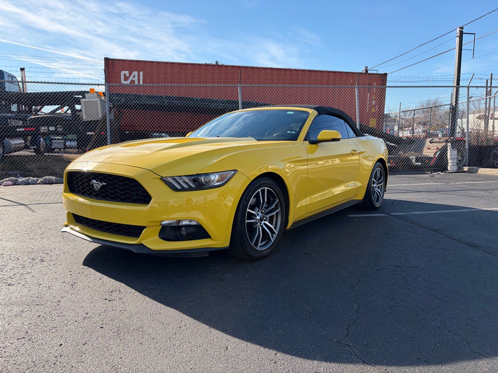 2016 Ford Mustang Image 3
